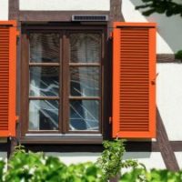 Motorisation volets battants Solar by Bubendorff