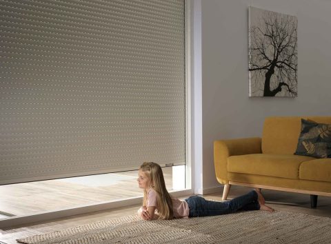 bubendorff-volet-roulant-interieur-petite-fille
